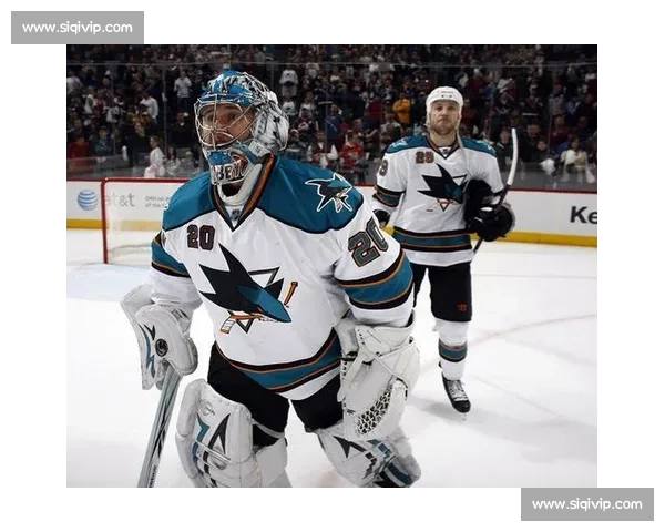 北京少年王浩西创历史！圣荷西鲨鱼队次轮首位选中中国冰球新星