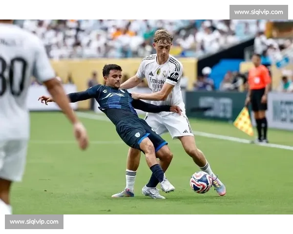 皇马夏窗神操作：怀森首秀封神 + 阿诺德复苏，阿斯盛赞建队智慧