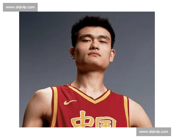 姚明:NBA 半场统治力的中国传奇